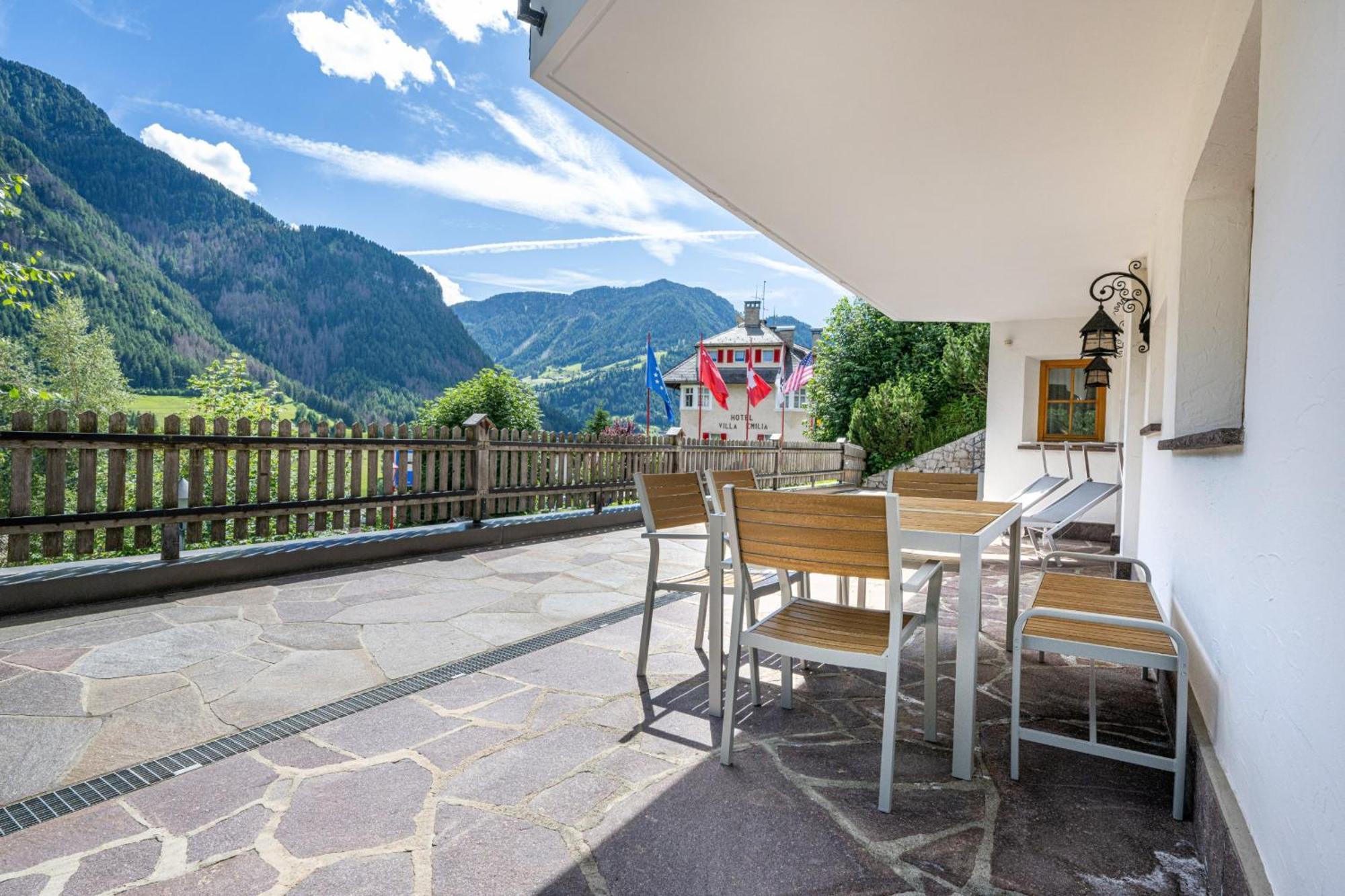 Panoramic Apartment 24 St. Ulrich in Gröden Exterior foto